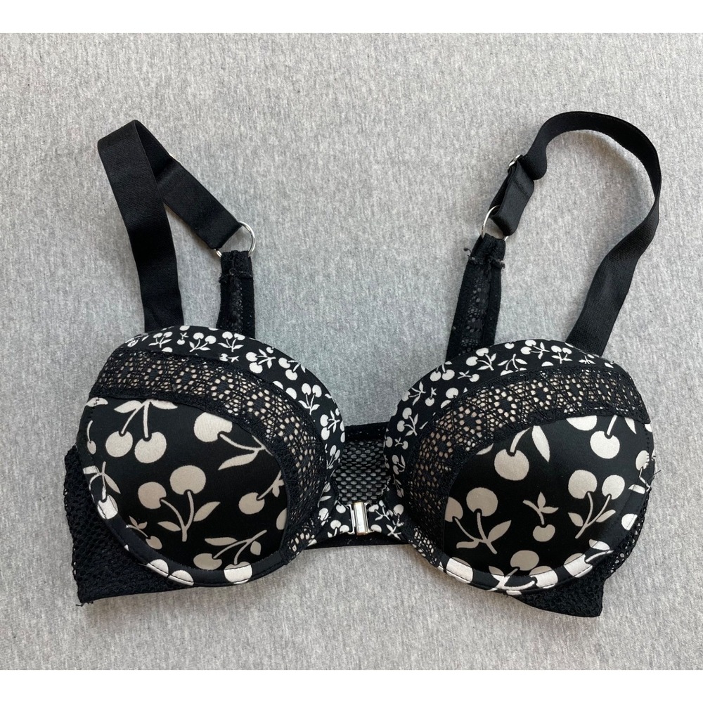 Victorias Secret Bra Womens 32B Very Sexy Push Up Adjustable Strap Underwire